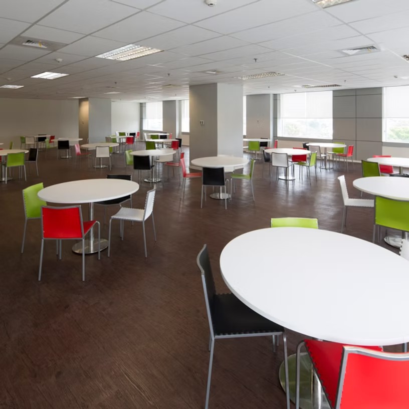 a25b18_8b3b5f1f260f46c9a93ee20879a77c33~mv2